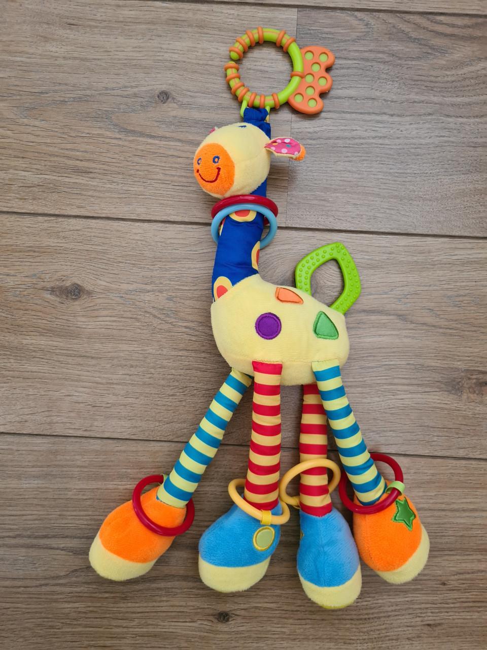 Activiteiten giraffe is multifunctioneel speelgoed voor baby's
