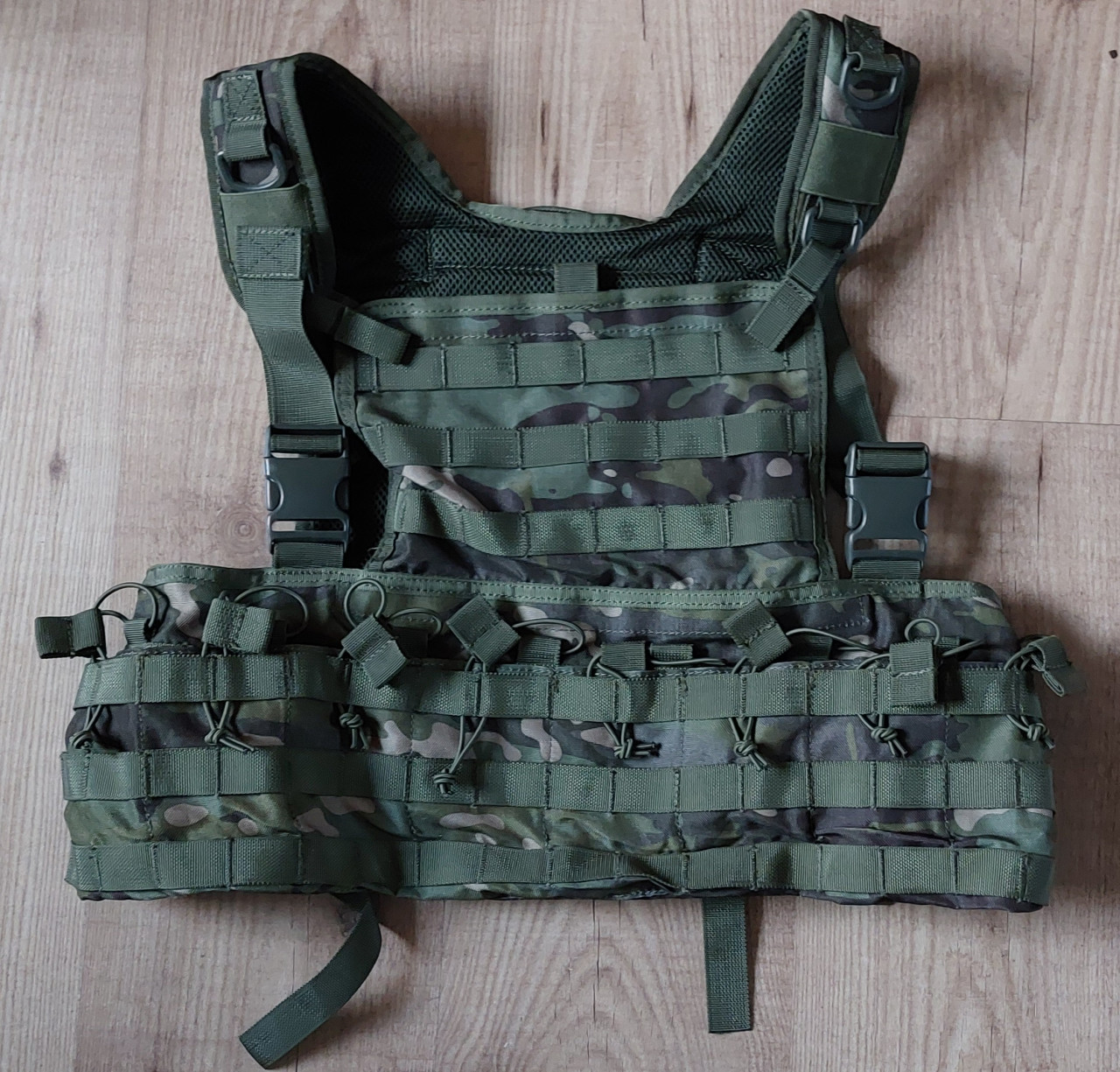Diverse airsoft artikelen te koop Chest \Rig Camo