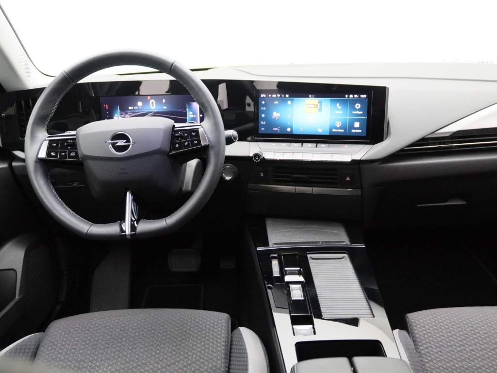 Opel Astra 1.2t business edition | 130 pk | automaat | camera | navigatie |