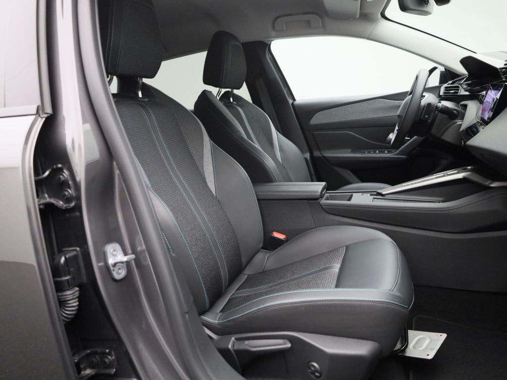 Peugeot 308 sw 1.6 plug-in hybrid 180 allure | | navigatie | apple carplay 
