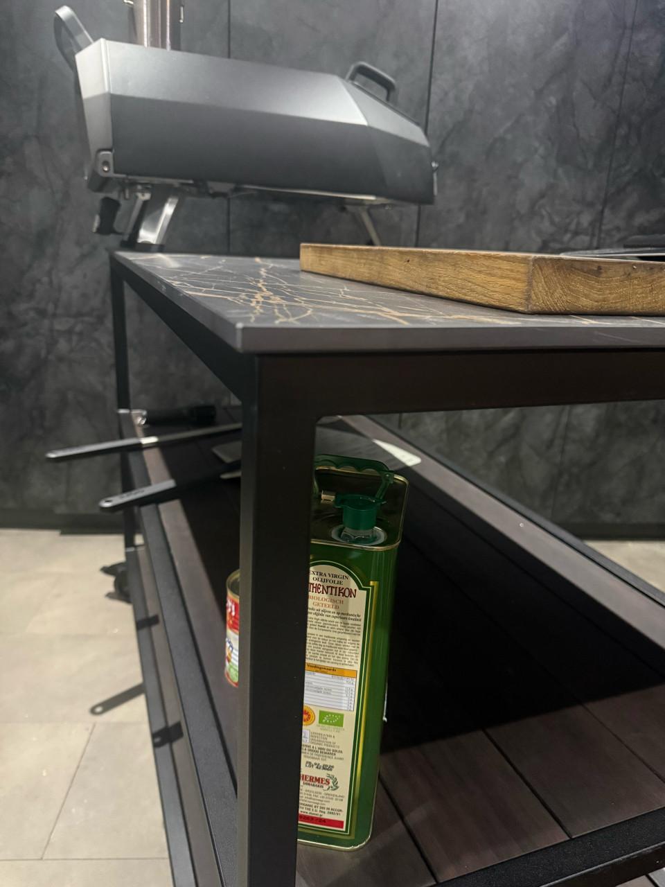 Buitenkeuken staal dekton pizza oven