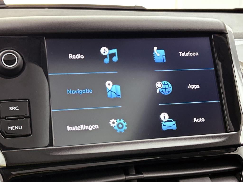 Peugeot 2008 110 pk allure | rijklaar | panoramadak | trekhaak | camera |