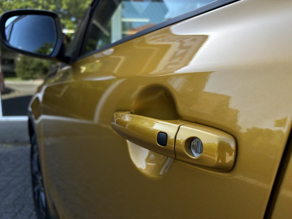 Suzuki Vitara 1.4 boosterjet style smart hybrid