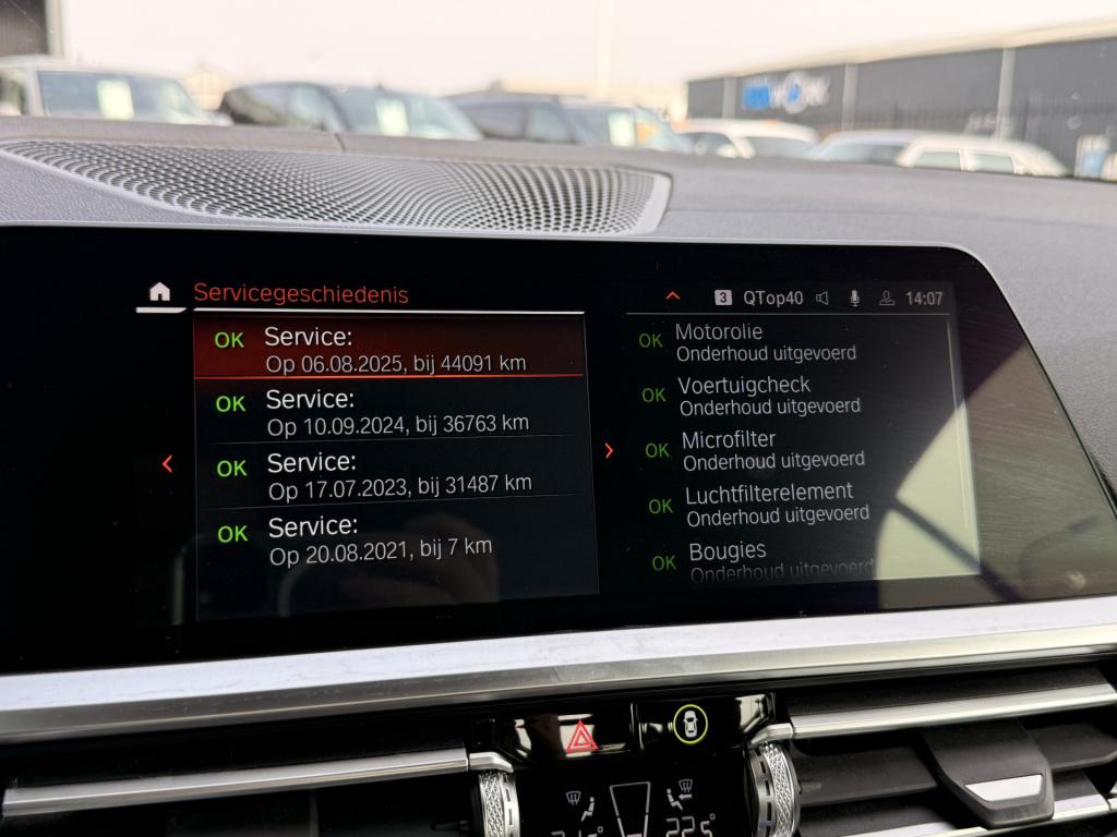 BMW 4 Serie cabrio m440i xdrive | head-up | harman/kardon | leder | 360 cam