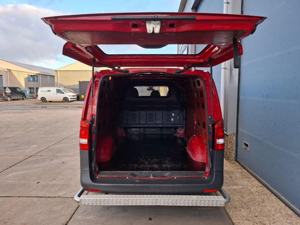 Mercedes-Benz Vito 109 cdi functional lang l2h1 / 3 zits / sidebars / n.a.p