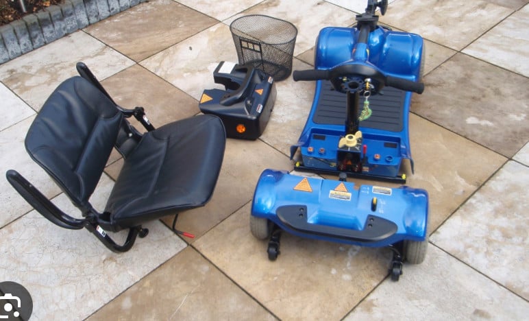Opvouwbare Sterling 4wiel scootmobiel met de oplader