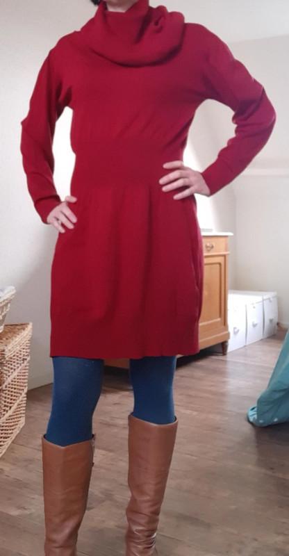 SÁBETH: Nieuw fijn gebreid trui/jurkje dieprood 100% zijde S+M+L € 280