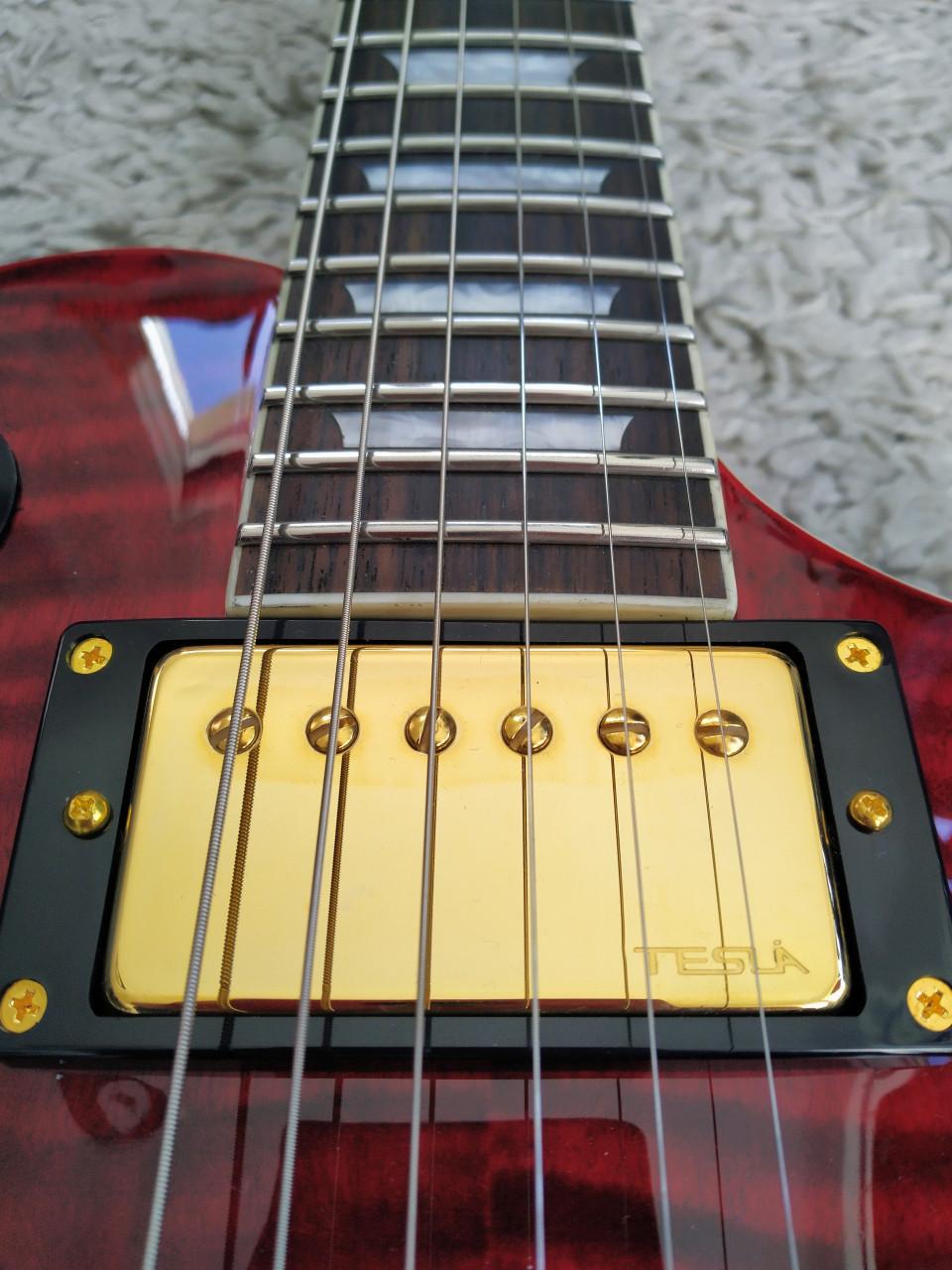 Harley Benton SC-550 II De Luxe + upgrades en gigbag z.g.a.n.  275 euro.