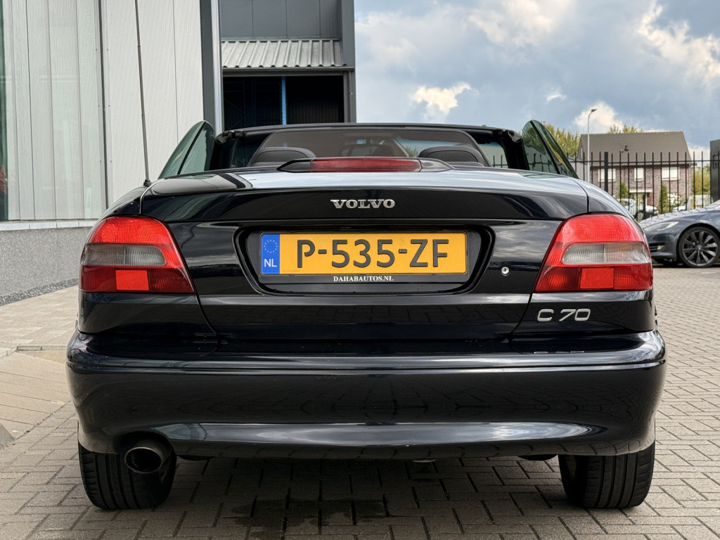 Volvo C70 convertible 2.4 t tourer | leder | windscherm | stoelverwarming |