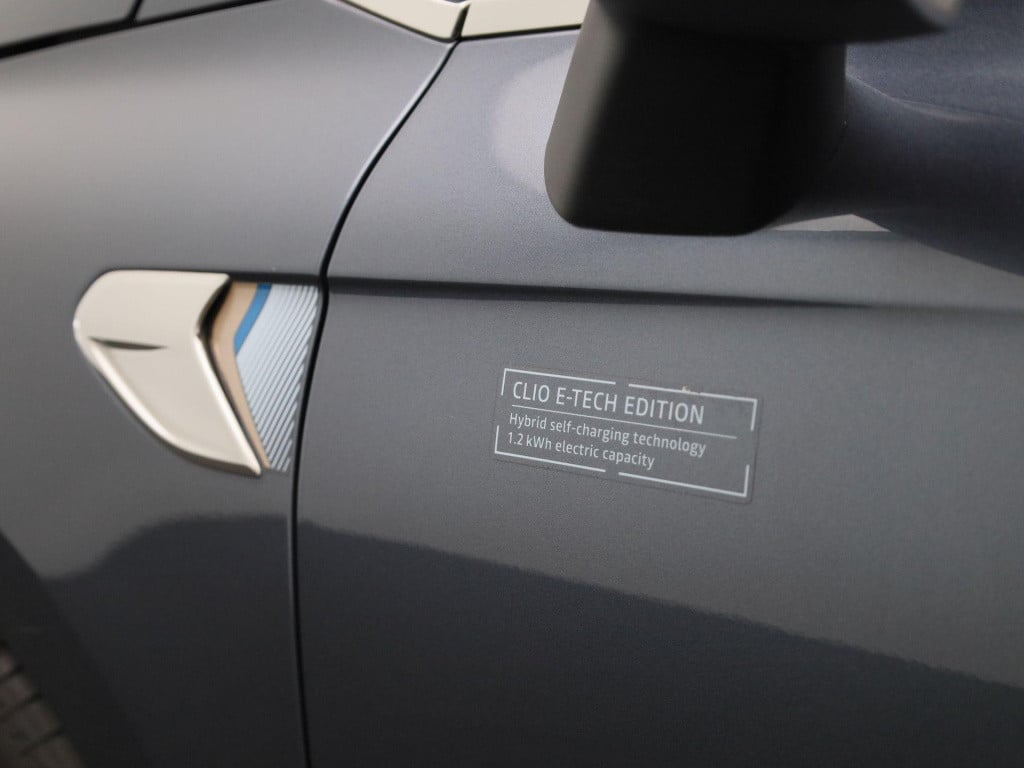 Renault Clio 1.6 e-tech hybrid 140 zen | automaat | lmv | cruise control | 