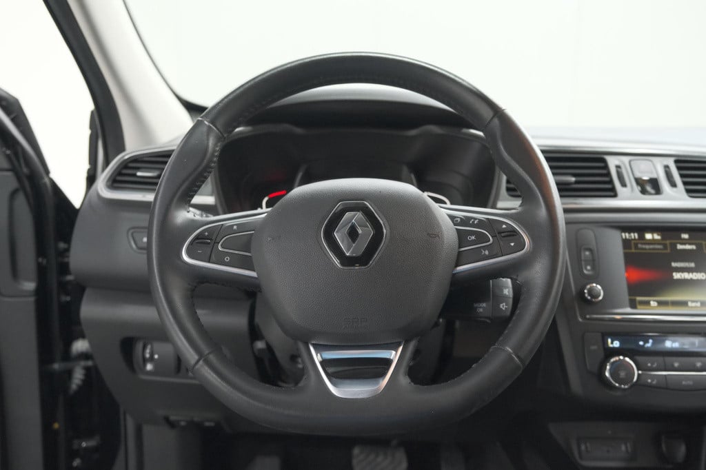 Renault Kadjar tce 130 edc intens | trekhaak | navigatie | parkeersensoren