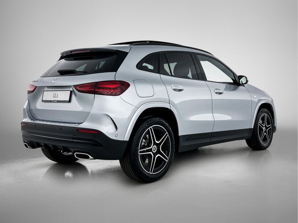 Mercedes-Benz Gla-klasse 250 e business solution amg | nightpakket | smartp