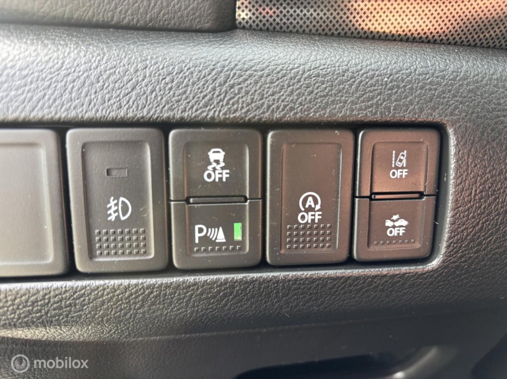 Suzuki Vitara 1.4 boosterjet style smart hybrid