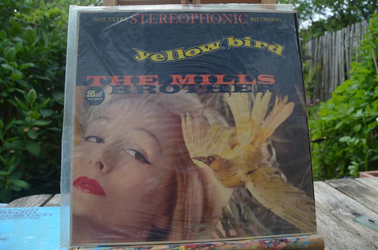 Heel veel LP's Mills Brothers (3)
