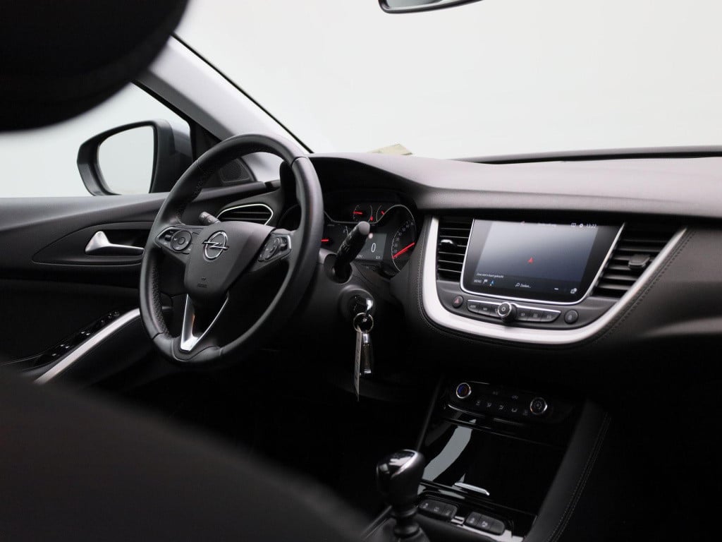 Opel Grandland X 1.2 turbo edition | lmv | navigatie | parkeer sensoren | a