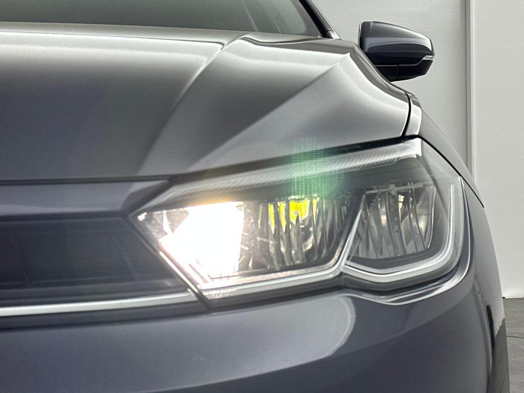 Volkswagen Polo 1.0 tsi life edition