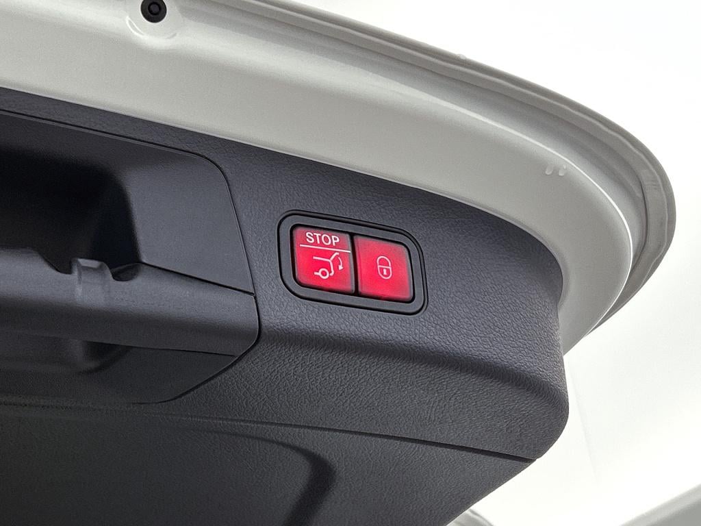 Mercedes-Benz Eqa 250+ business solution amg 71 kwh | trekhaak | nightpakke