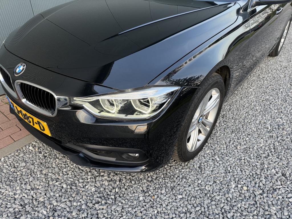 BMW 3-serie 320i 184pk sedan executive luxury