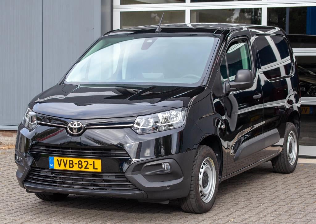 Toyota Proace city 1.2 turbo live