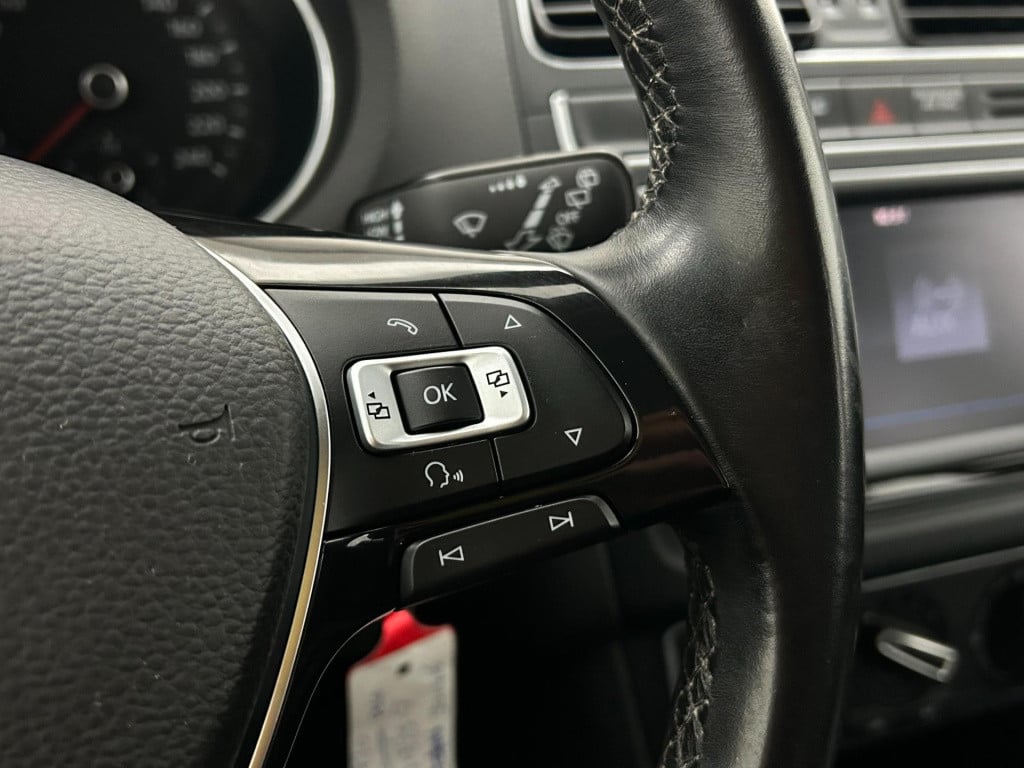 Volkswagen Polo occasion 1.2 tsi comfortline | grijs | airco | tweedehands 