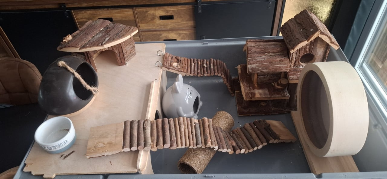 Hamsterkooi 80cm met spullen