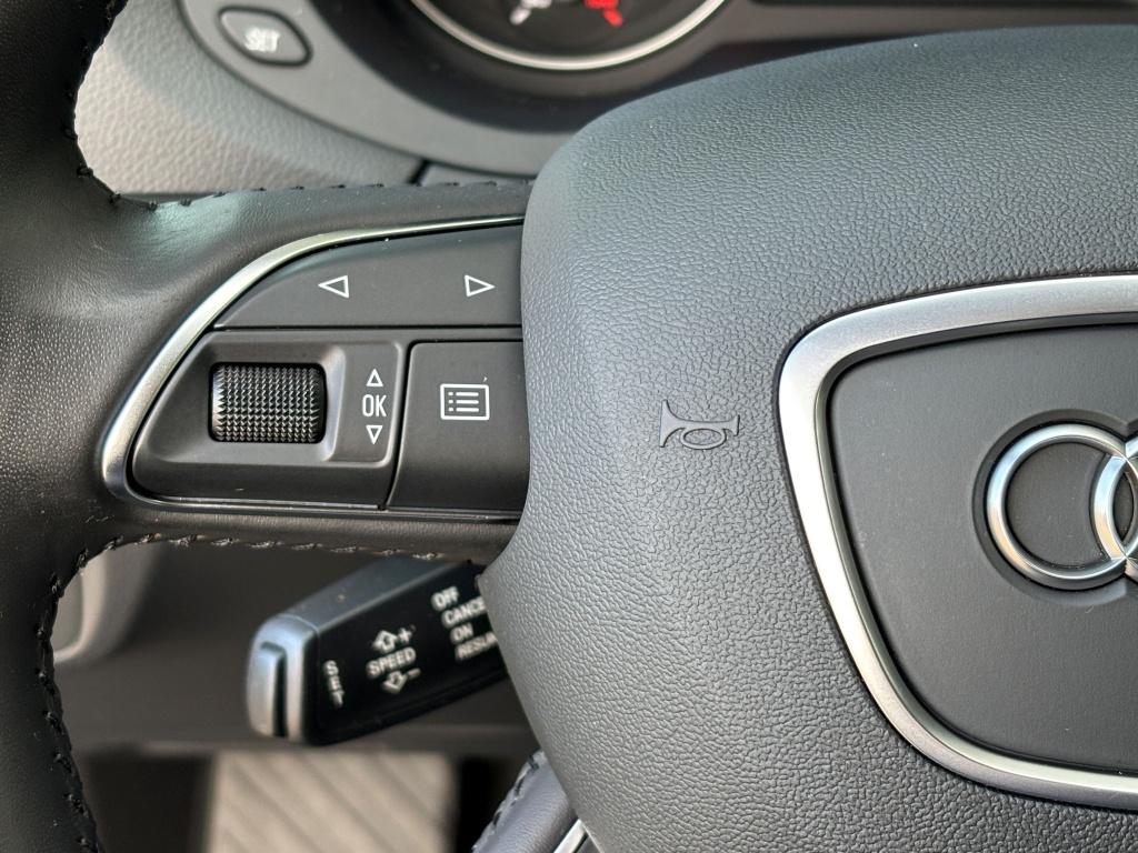 Audi Q3 1.4 tfsi 150pk pro line- trekhaak- navigatie-rijklaarprijs incl. ga