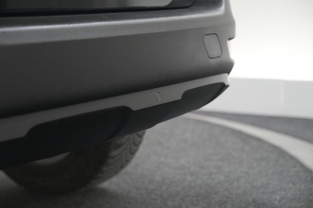 Peugeot 5008 puretech 130 eat8 active | 7 zitplaatsen | camera | navigatie 