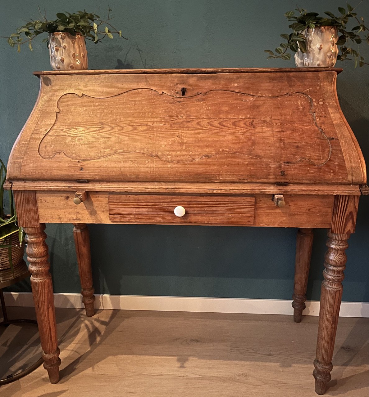 Leuk antiek bureau