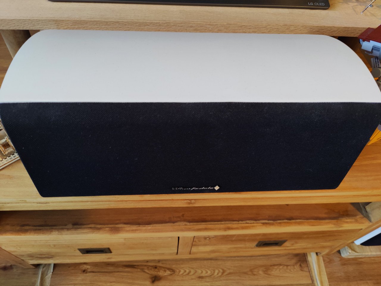 Wharfedale Diamond 9.1 speakers 3x, wit