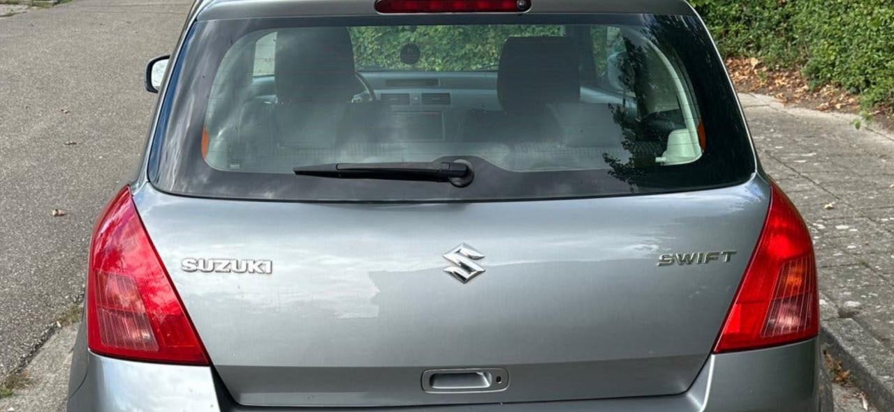 Suzuki swift 1.5 gls