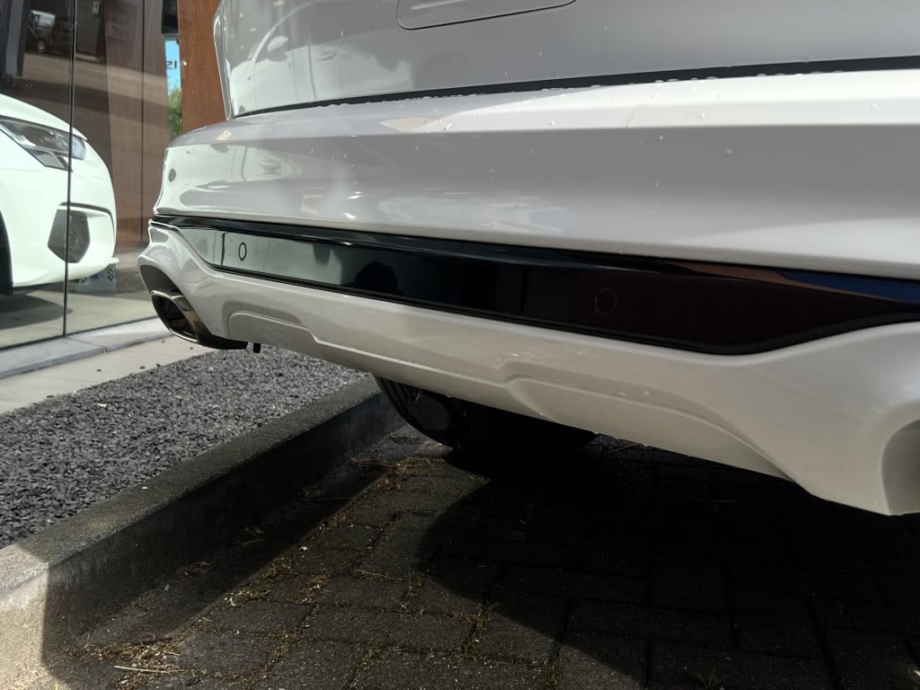 Ford Kuga 2.5 phev st-line x | camera | apple/ android carplay | head-up di