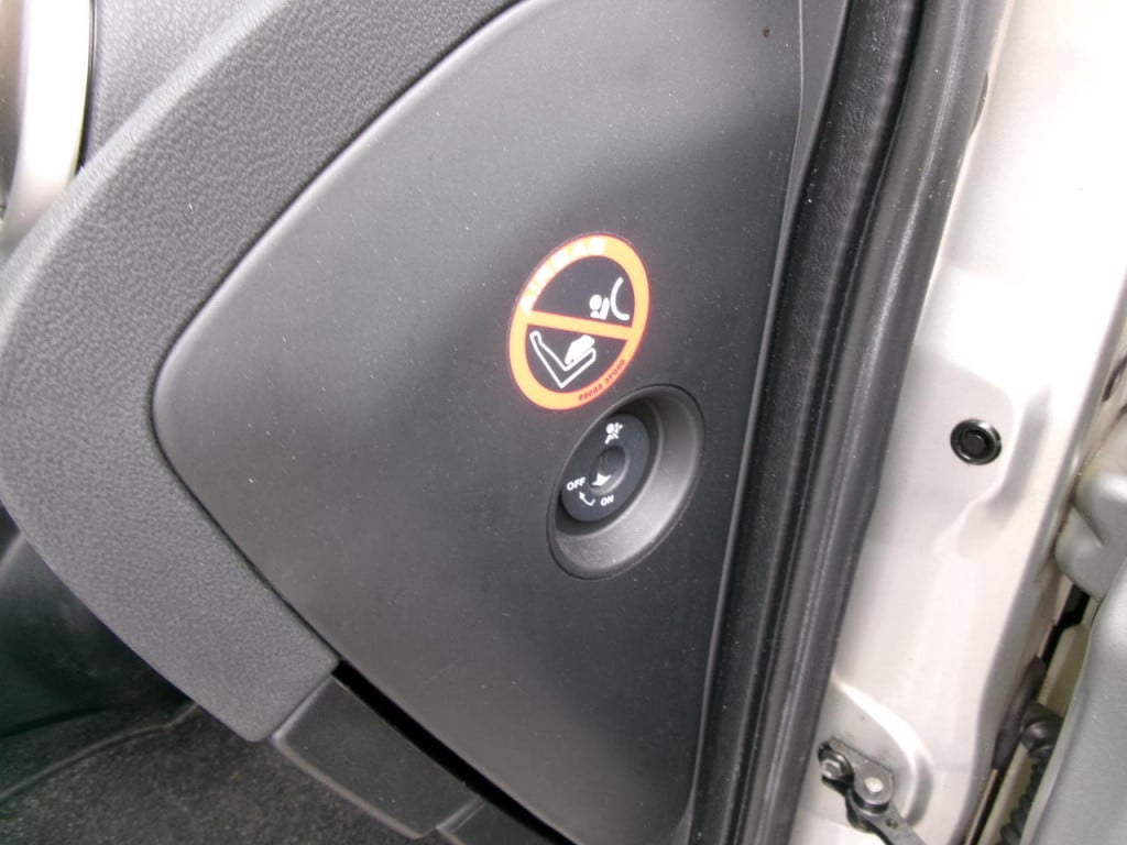 Nissan Qashqai 1.6 cvtc airco, cruise-contr., pdc, trekhaak