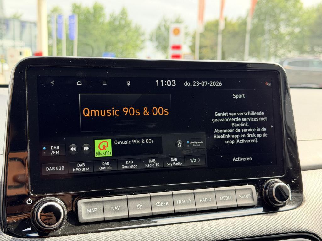Hyundai Kona 1.6 gdi hev premium two-tone | carplay | camera | cruise contr