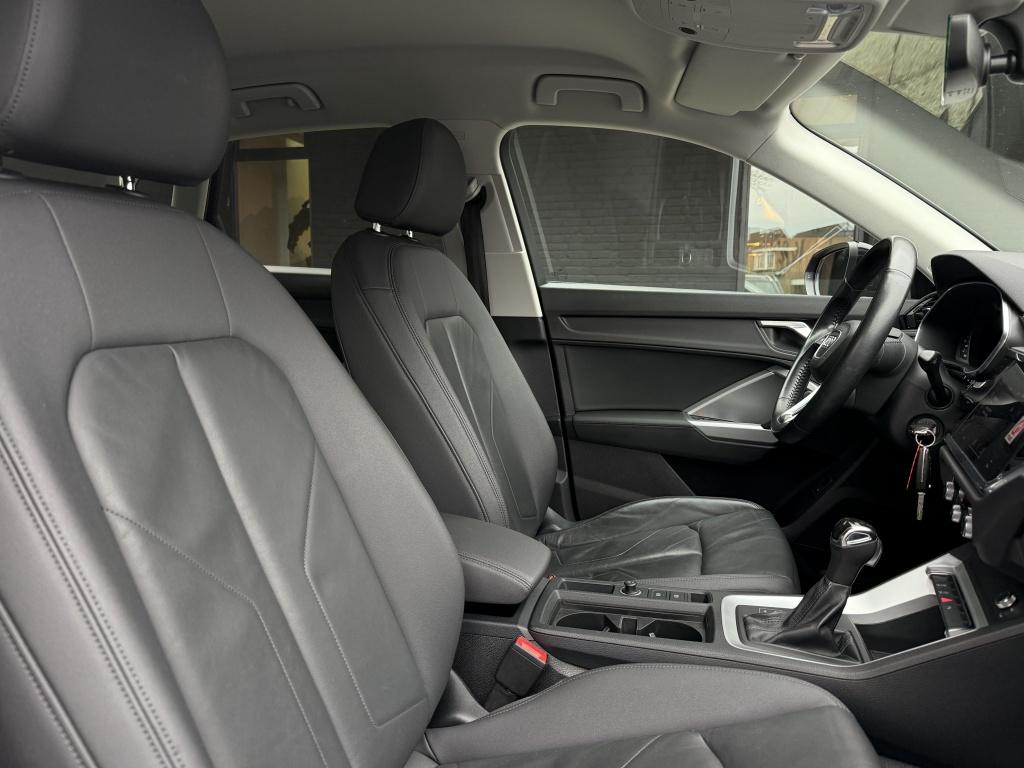 Audi Q3 35 tfsi pro line sport // dealeronderhouden //
