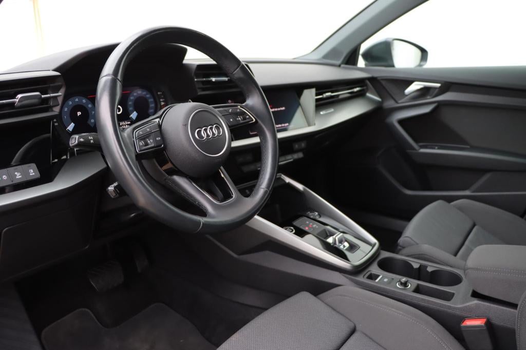 Audi A3 sportback 35 tfsi business edition