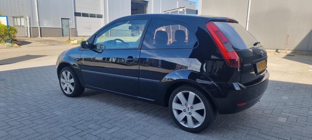 Ford Fiesta in nette staat, vol jaar APK
