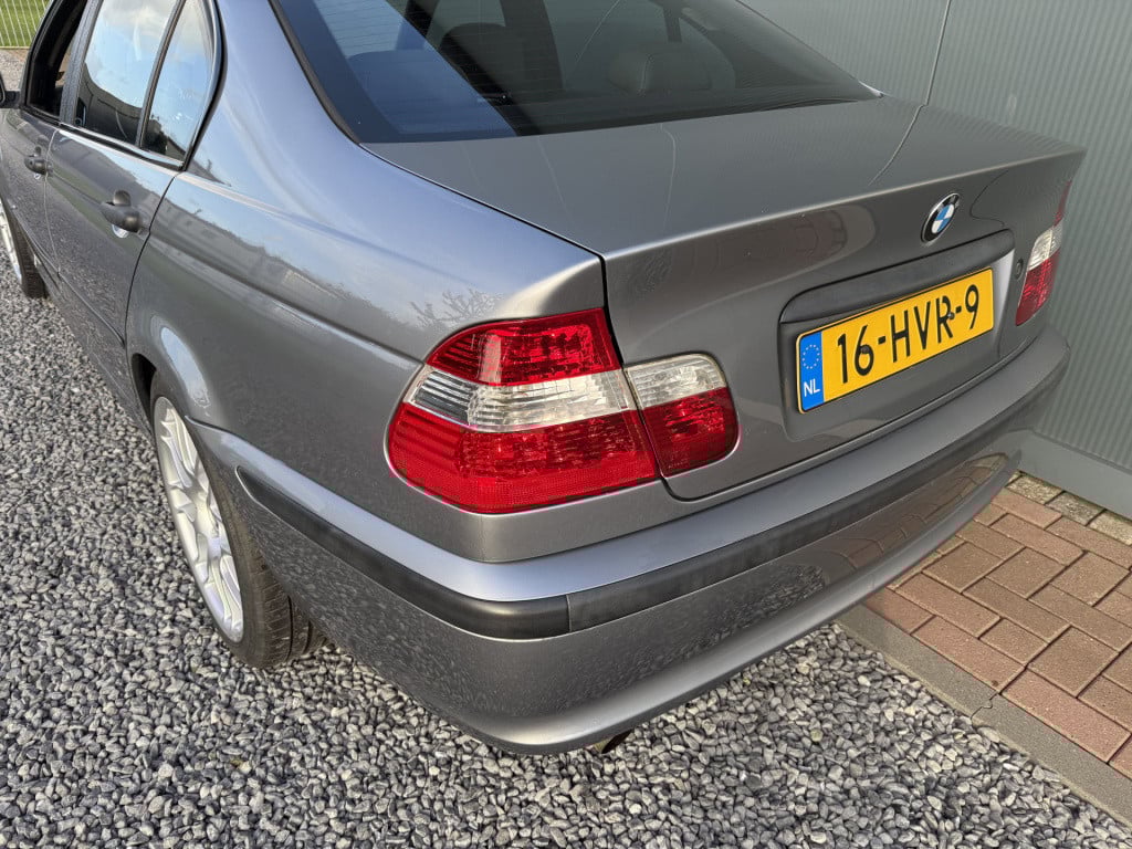 BMW 3-serie 318i 2.0i special executive sedan