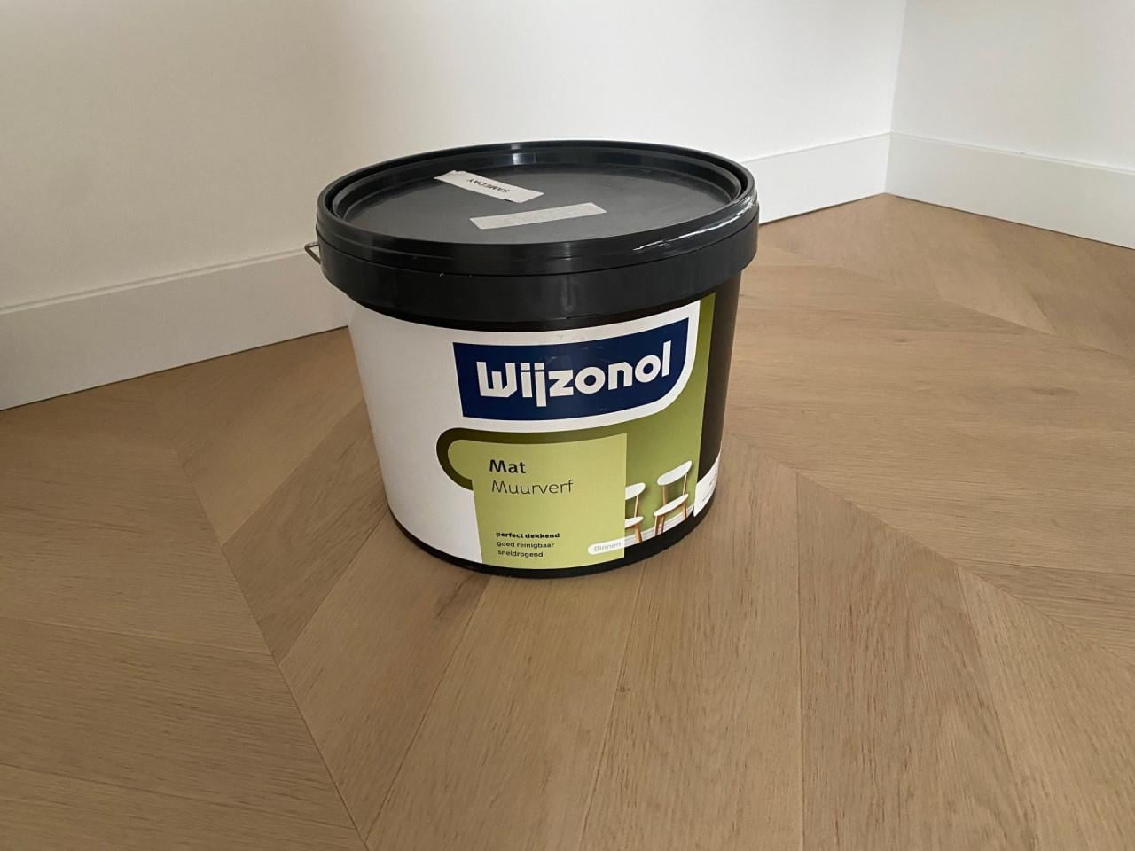 2x ongeopende Wijzonol muurverf mat (wit RAL9016 + zacht beige-oudroze)