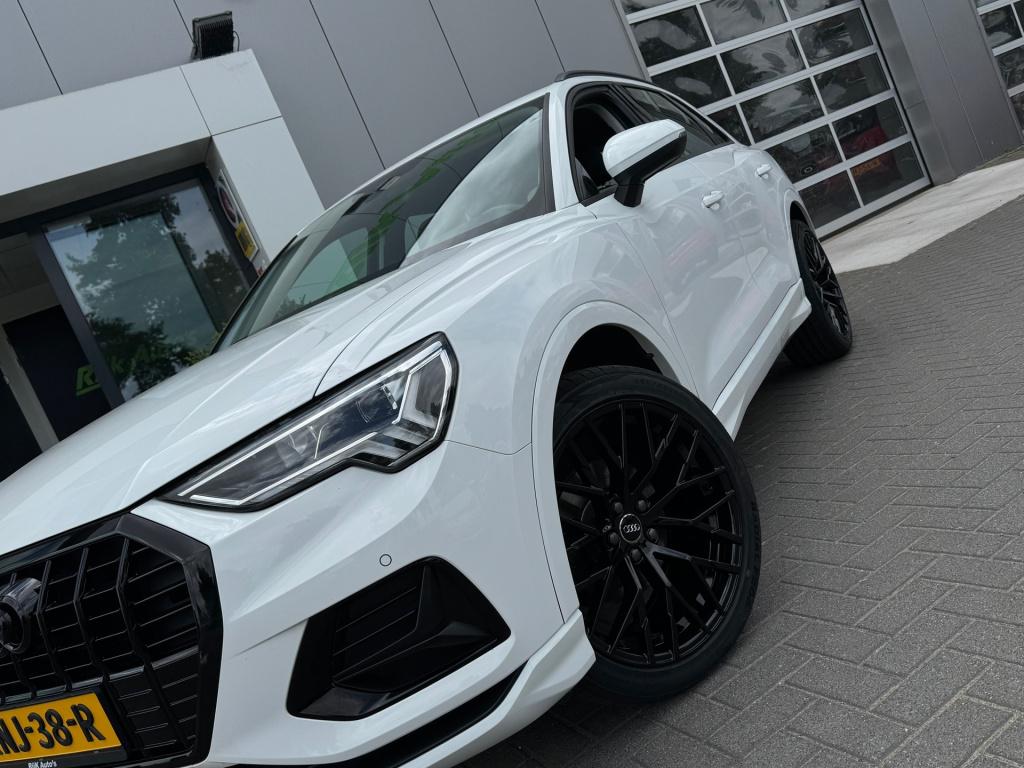 Audi Q3 35 tfsi advanced * matrix led * keyless * stoelverwarming * virtual