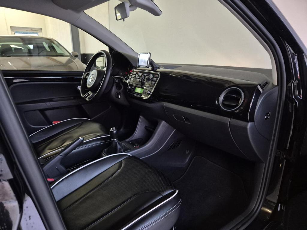 Volkswagen UP! 1.0 high up! / leren bekleding / cruisecontrol
