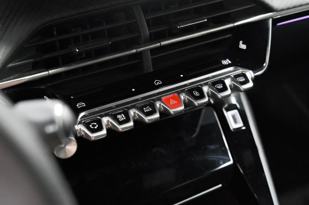 Peugeot 208 ev gt 54 kwh | 95,7% soh | 11 kw lader | 360 camera | alcantara
