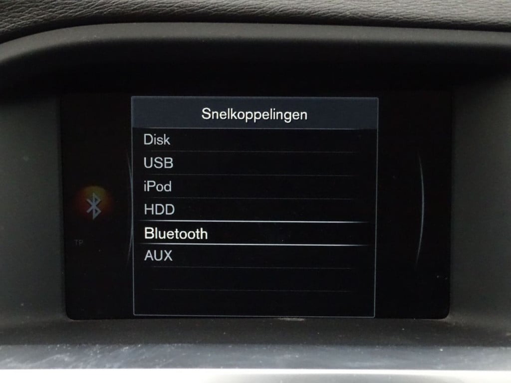 Volvo V60 2.4 d6 awd plug-in hybrid summum | xenon | leder | memory | pdc