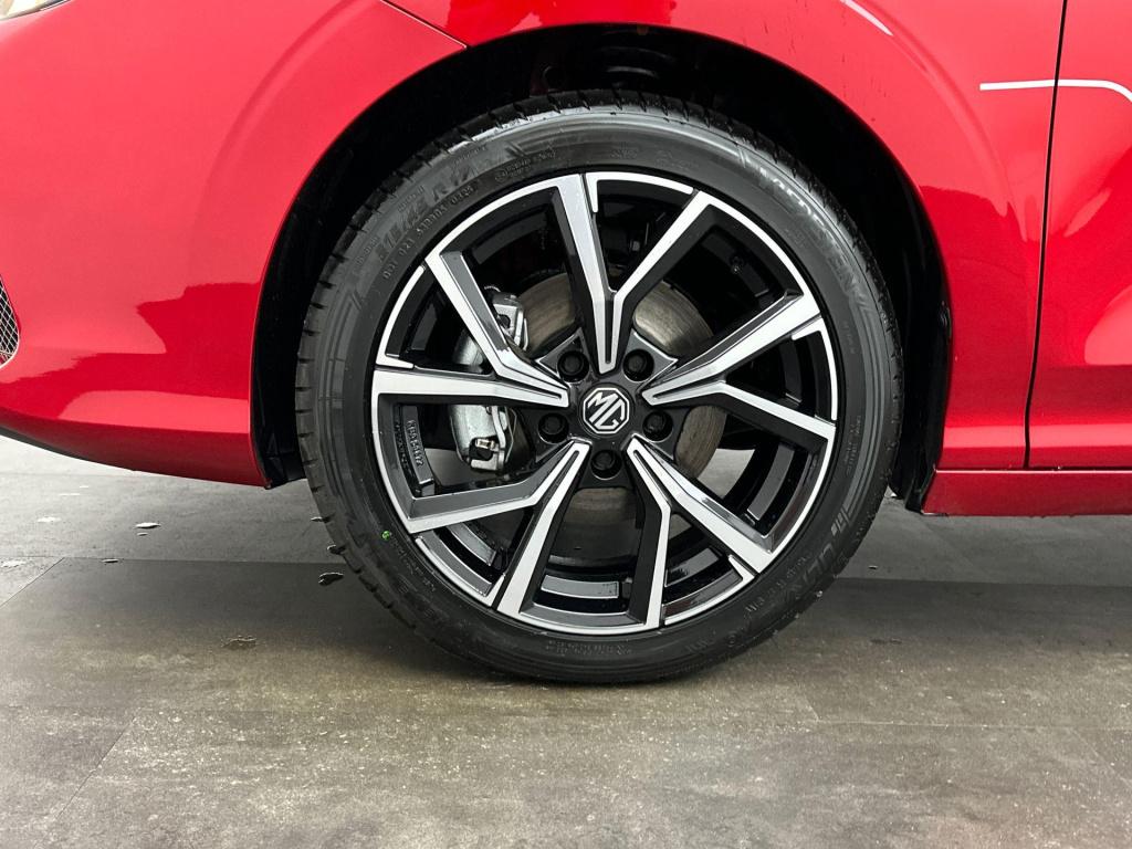 MG Mg3 1.5 hybrid+ aut. standard | 17'' velgen | camera | apple carplay & a