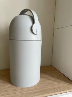 We too luieremmer grijs