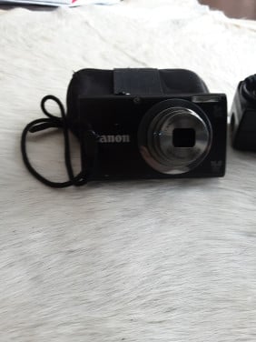 Compact camera