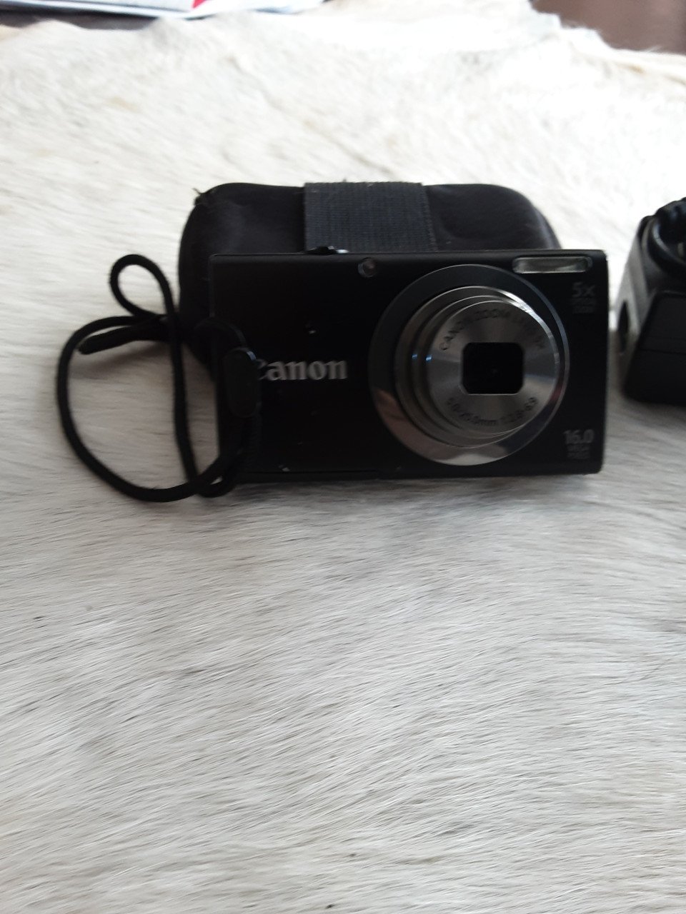 Compact camera
