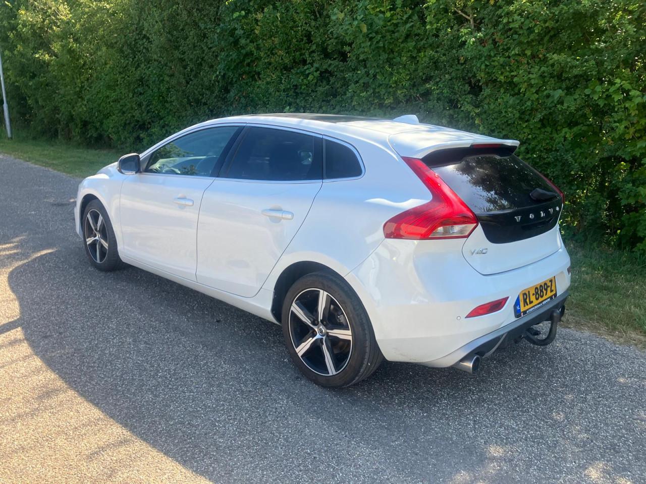 Volvo V40 2.0 T4 R-Design Automaat