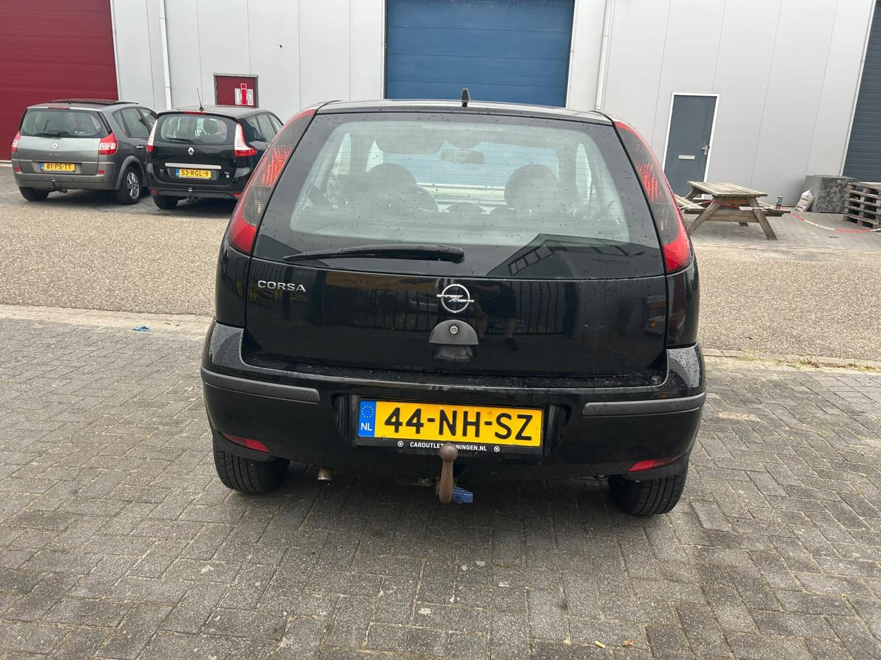 Opel Corsa 1.2-16V Essentia | IJskoude Airco | Lange APK