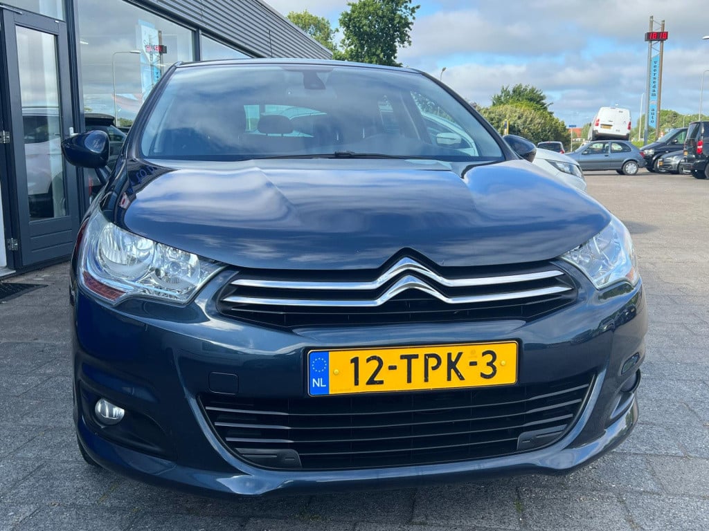 Citroen C4 1.6 vti collection, navi, trekhaak enz...