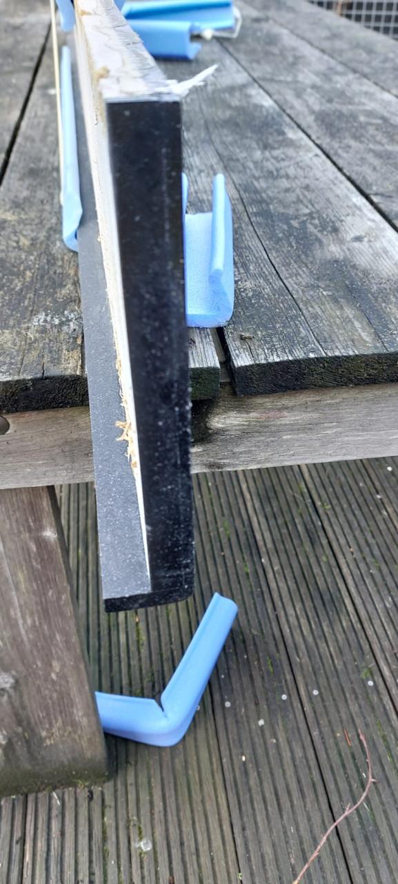 Vensterbank van zwart/wit composiet